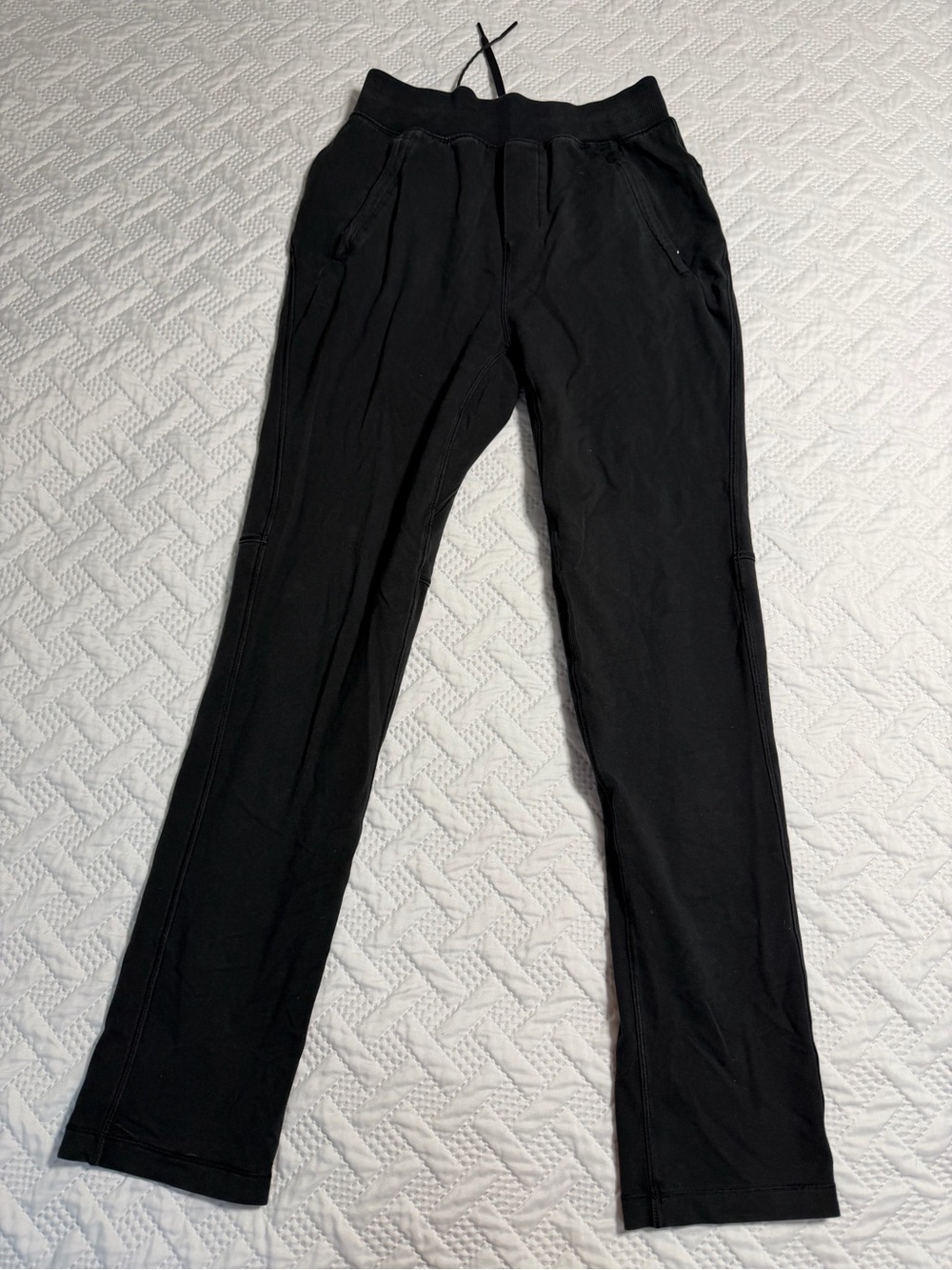 Lululemon Athletica Tall Men Small Black Drawstring Jogger Pants Straight Leg